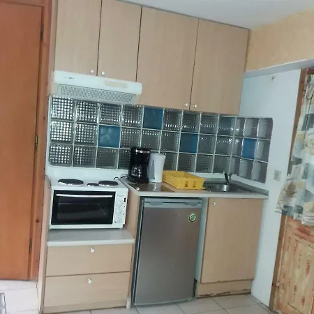 ισόγειο στούντιο γαλήνη *